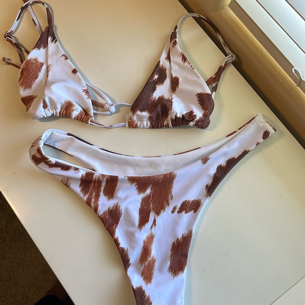 Gently Used Women’s Cow Print Two Pc Bikini. Size Small